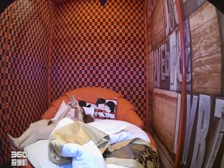 FC2PPV4637749 中出 无套内射高颜值妹妹