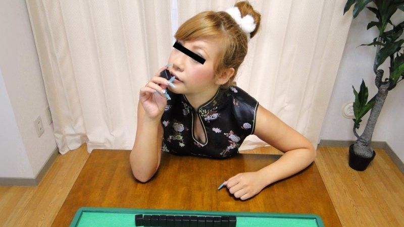 眼鏡妹上課想被操，我直接無套幹，爽死 看簡界約啪渠道