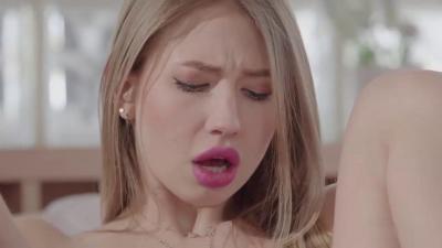 骚女友被单男爆操了特意让单男录像给绿帽男友看