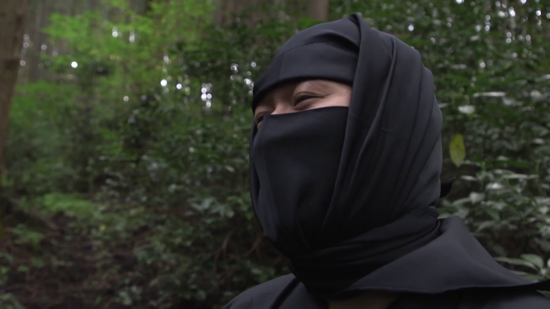 [MP4 369M] 性感翘臀大屁股美女无套抽插呻吟给力