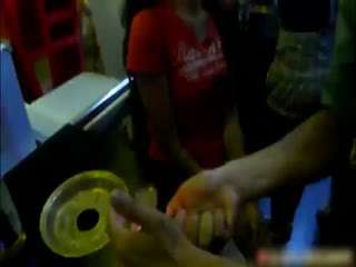 DVEH077 巨乳衣服乳液 衣服沾满粘液的笨拙女上班族陷入性骚扰后的时光 叶月野穗