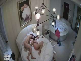 【免费订制】 探花老牛20岁出头的邻家女孩兼职妹长腿骚逼被操到疼 [37:05]