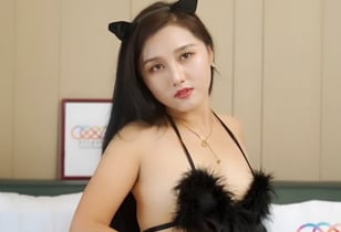 台灣av 粉紅兔TW 劇情 少女之夢 正在復習的小兔子被我發現自慰，她拿出了一根非常棒的肉棒填滿了她的淫穴 pinkrabbit TW