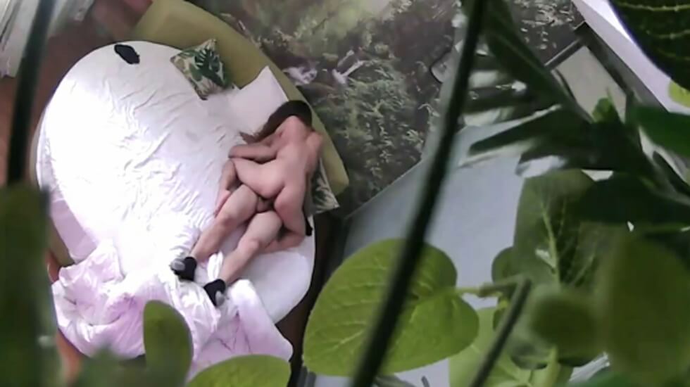 SA國際傳媒SATX014老婆不給我只好透過交友軟件來宣洩性慾【麻豆】