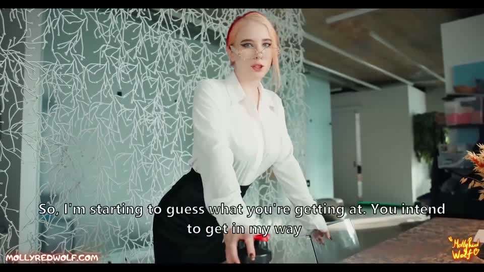 一名已婚婦女在商務旅行中相遇的ca tsumugi應該是一個夜間共享房間，並有醉酒的勢頭。