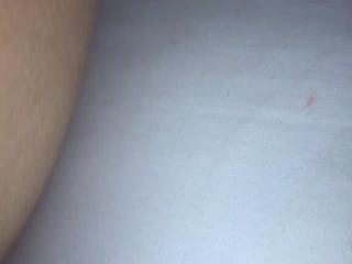 FC2PPV4550673 介绍我在做爱时大声呻吟的放荡女友