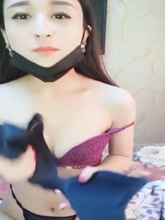 FC2PPV4561062 中出甜美可爱美女