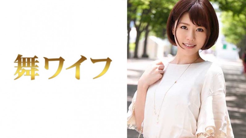 大一丰满大奶妹子按摩变骑乘 直接奶子夹鸡巴撸硬忍不住坐上来猛摇 A片