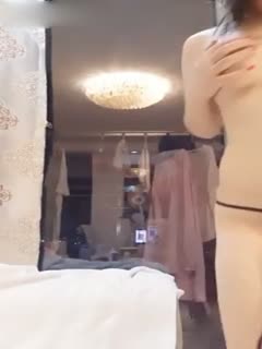 绿帽视角，妻子被单男内射