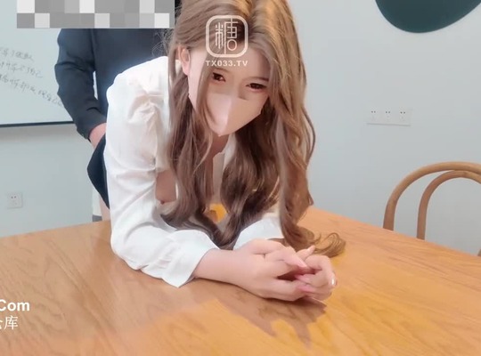 糖心Vlog.新晋教师遭遇职场霸凌-星野兔