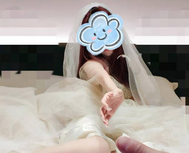 海角社区.姐姐穿上婚纱口爆吞精媚态撩人做完之后还叫待会继续做